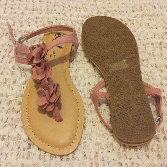 Rue 21 pink Sandals size 6/7 - Picture 5 of 6